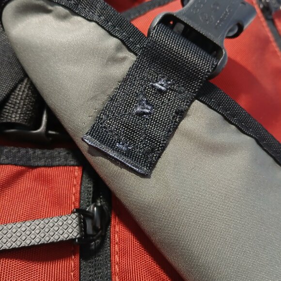 TUMI T Tech Essentials Messenger Work Travel Cross body Strap Womens.Mens - Picture 14 of 14